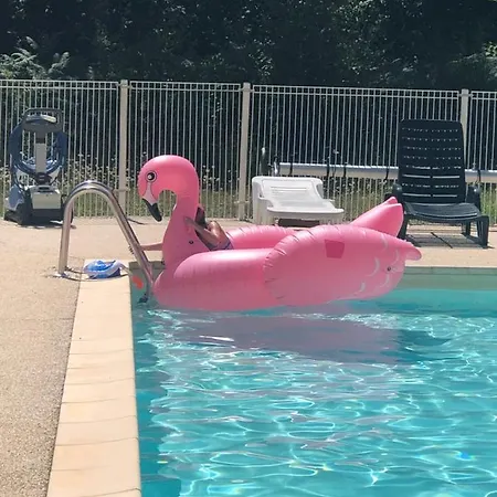 Camping Les Rives Du Lac 3* Parque de Campismo Saint-Gérons